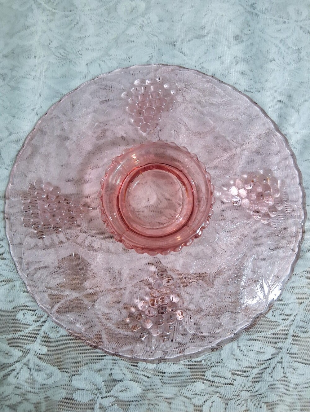 Vintage LE Smith Cake Stand Pink Depression Glass Grapes Leaves